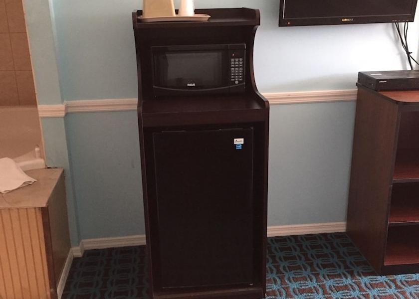 New York Shirley In-Room Amenity