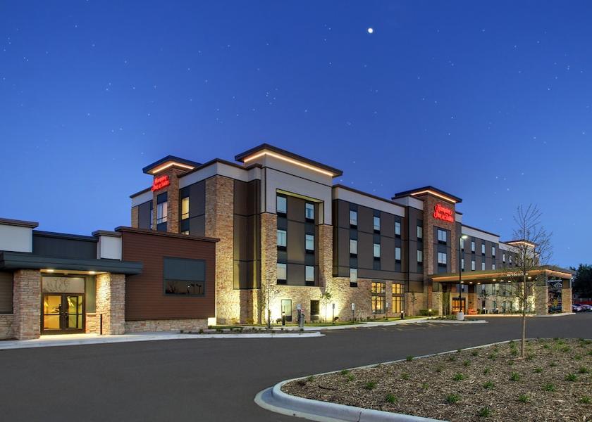 Wisconsin Milwaukee Facade