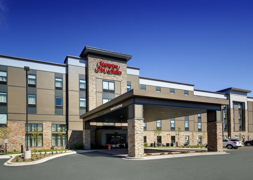 Wisconsin Milwaukee Exterior