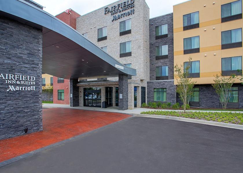 Tennessee Hendersonville Facade