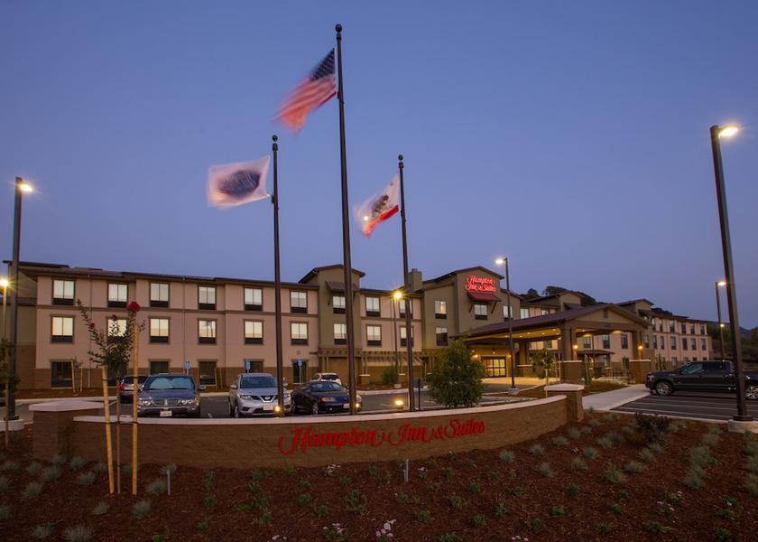 California Buellton Exterior Detail