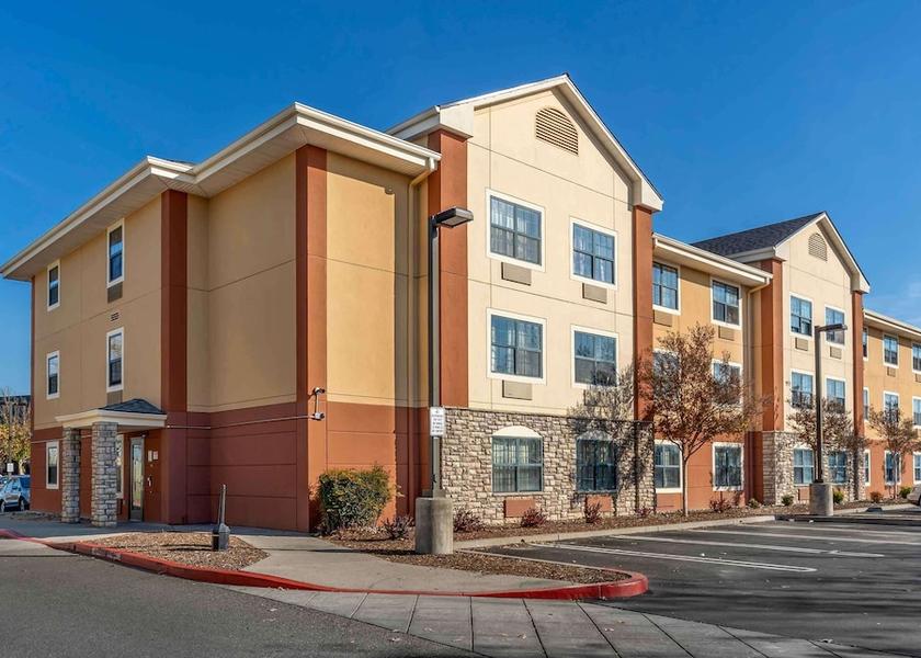 California Roseville Exterior Detail