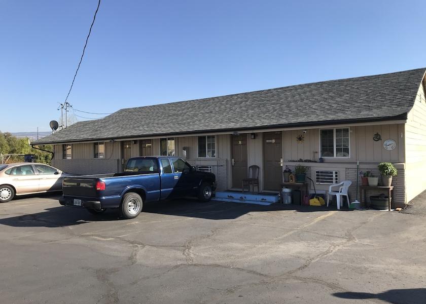 Oregon Medford Facade