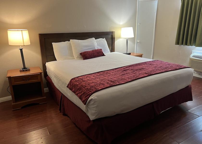 California North Hills Room