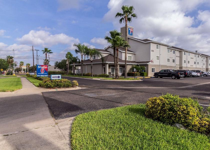 Texas McAllen Exterior Detail