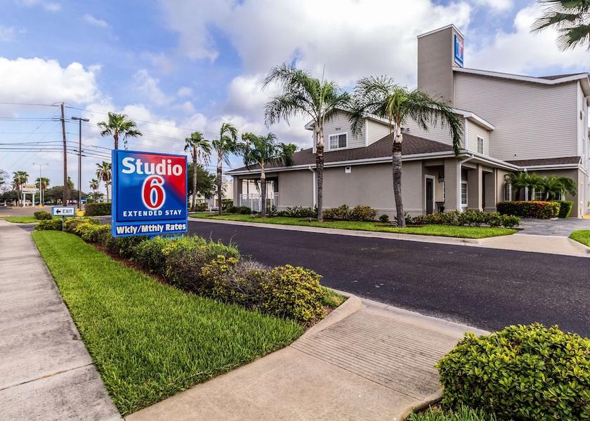 Texas McAllen Exterior Detail