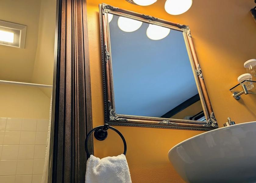 Vermont Shelburne Bathroom