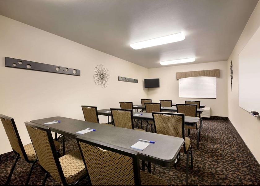 Montana Glendive Meeting Room