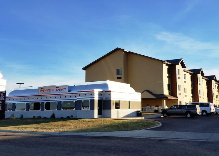 Montana Glendive Dining Area