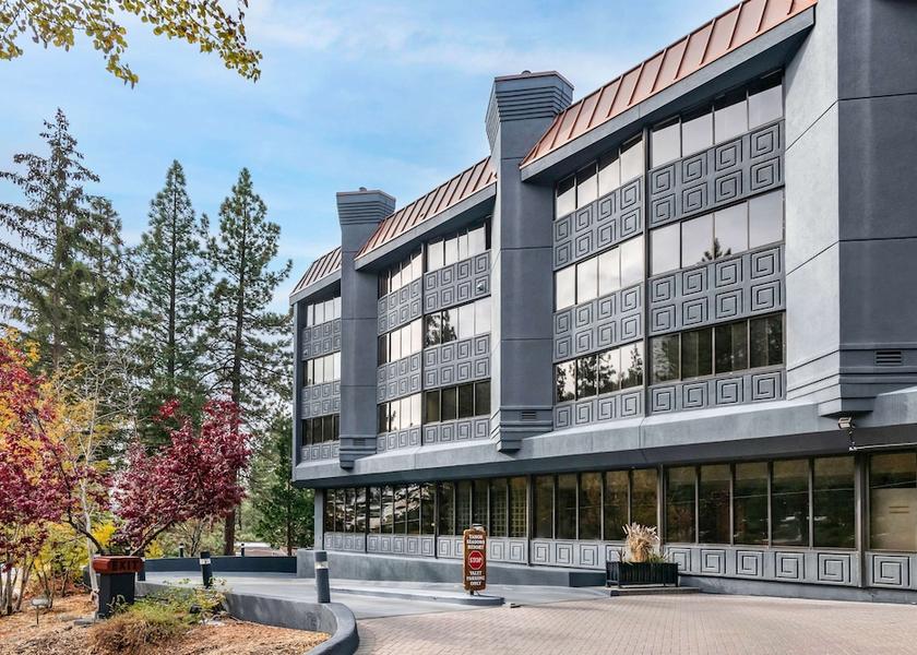 California South Lake Tahoe Exterior Detail