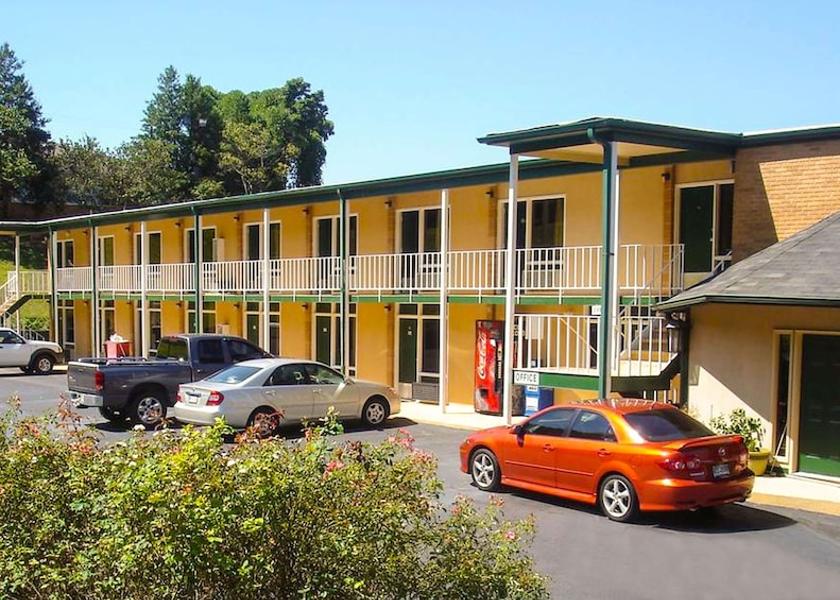 Georgia Ellijay Exterior Detail