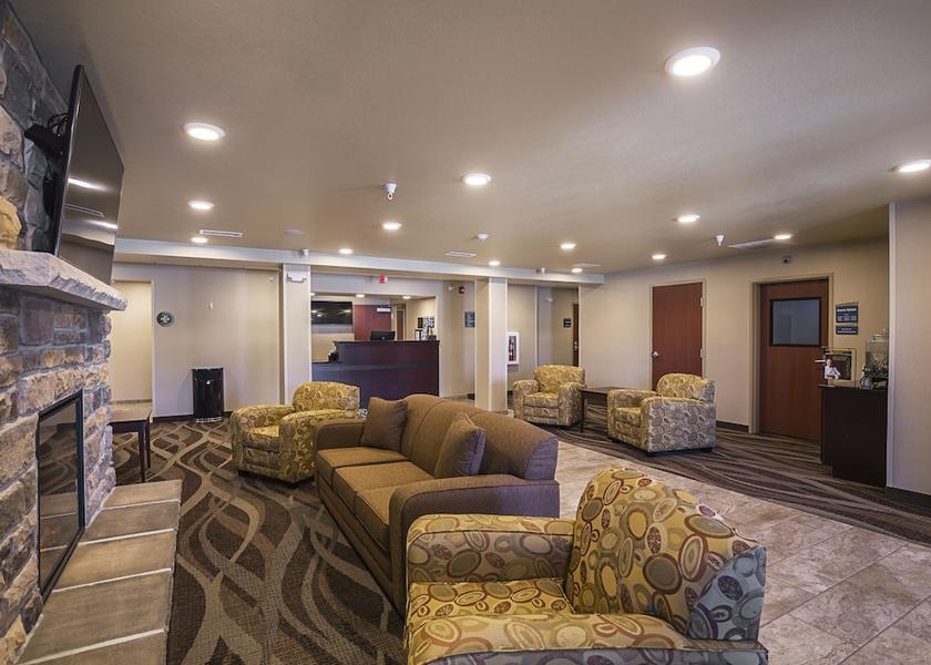 Kansas Lakin Interior entrance