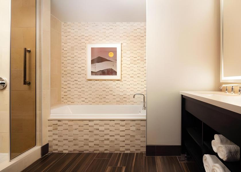 California Santa Ynez King Junior Suite