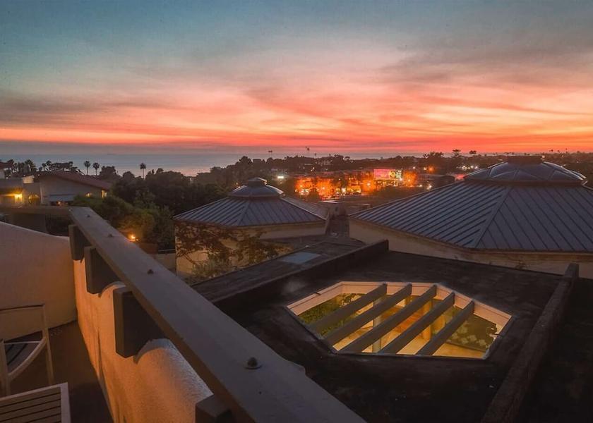 California Encinitas Terrace/patio