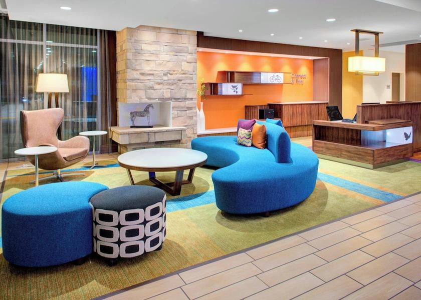 California Bakersfield Lobby