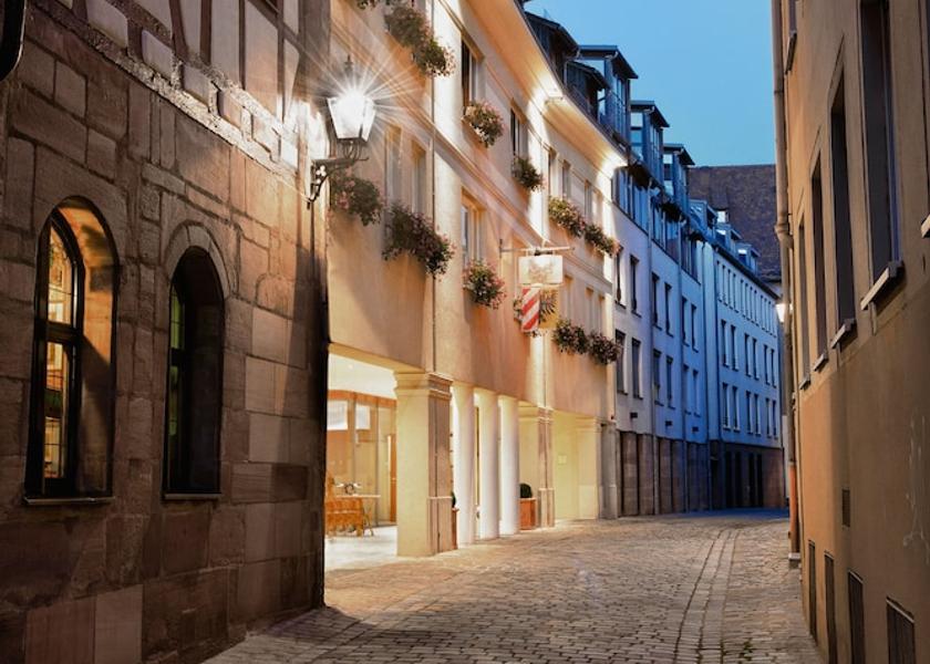 Bavaria Nuremberg Front of property - evening/night