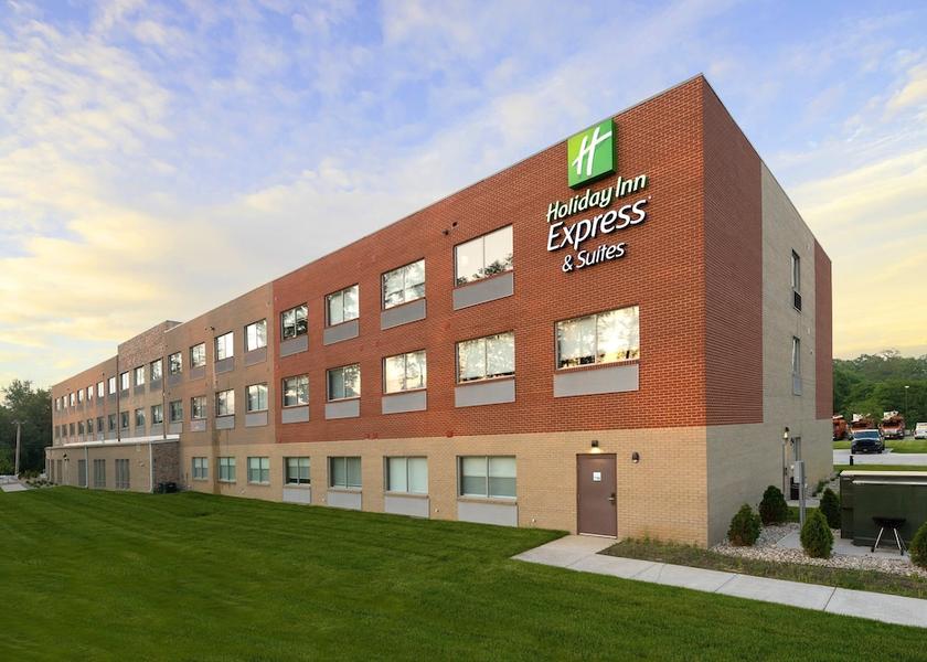 Indiana La Porte Exterior Detail