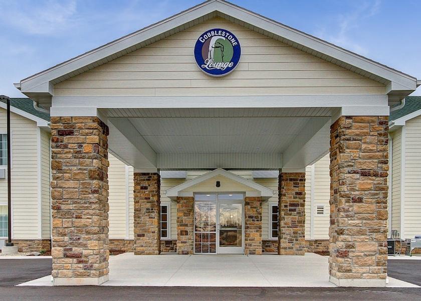 Wisconsin Pulaski Exterior