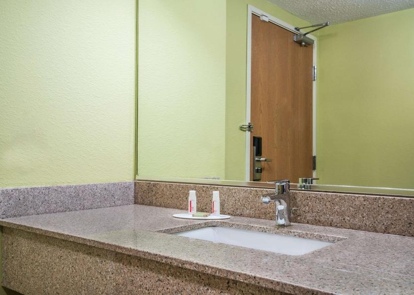 Wisconsin Osseo Room