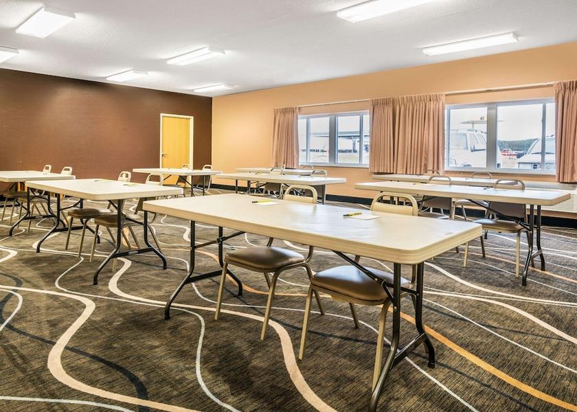 Wisconsin Osseo Meeting Room