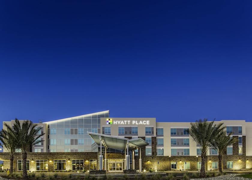 California Delano Facade