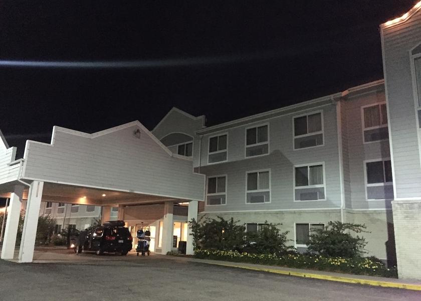 Michigan Houghton Lake Facade