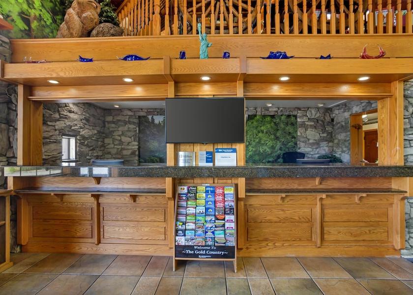 California Oakhurst Reception