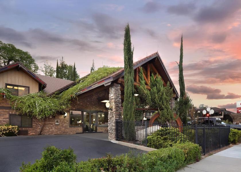 California Oakhurst Primary image