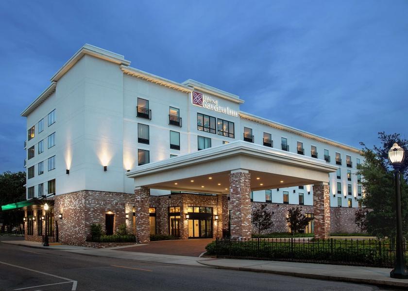 Alabama Mobile Exterior Detail