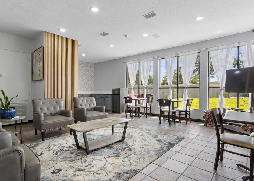 Mississippi Gautier Living Area