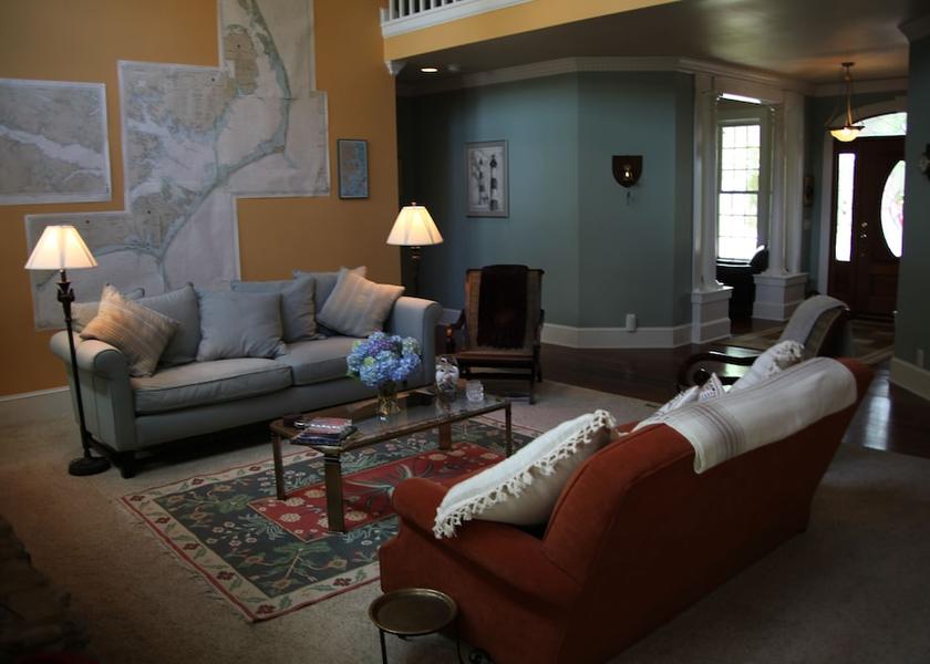 North Carolina Bath Interior Entrance