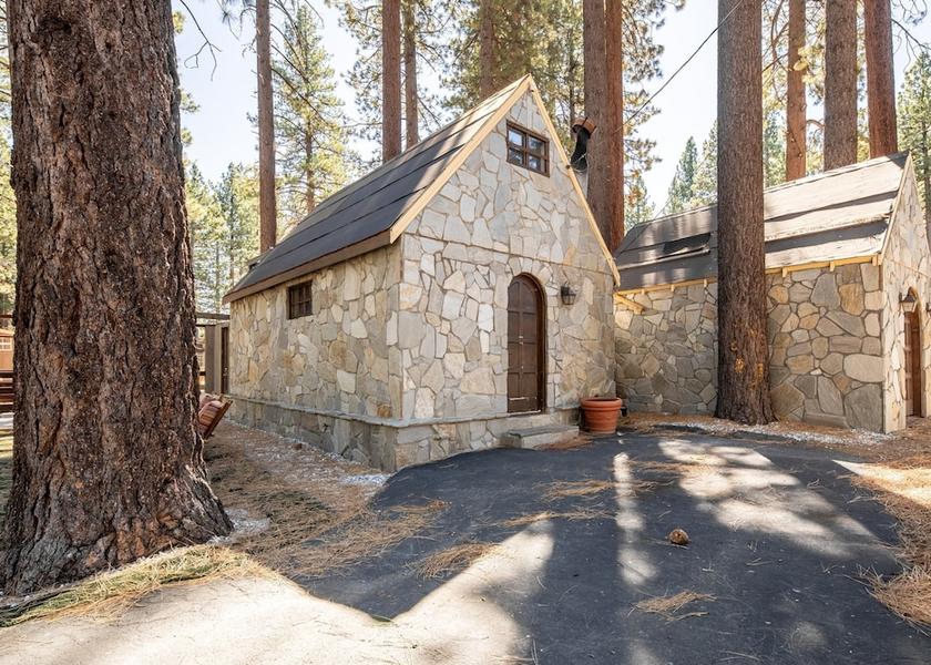 California South Lake Tahoe Exterior Detail