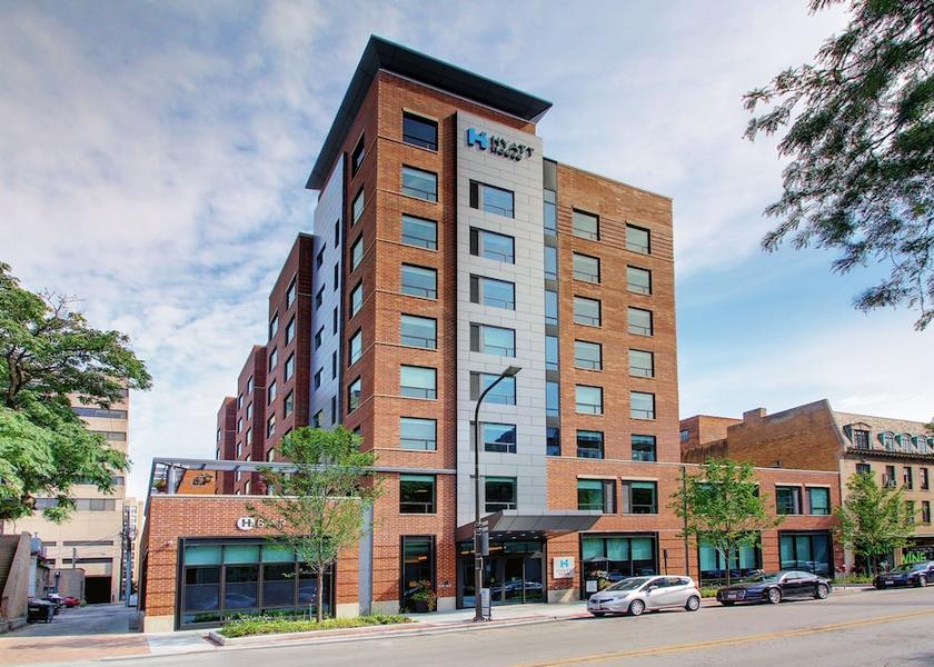 Illinois Evanston Entrance