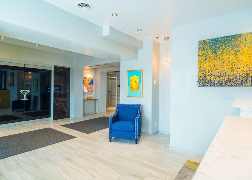 Missouri St. Robert Interior Entrance