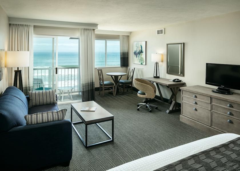 Oregon Brookings Room