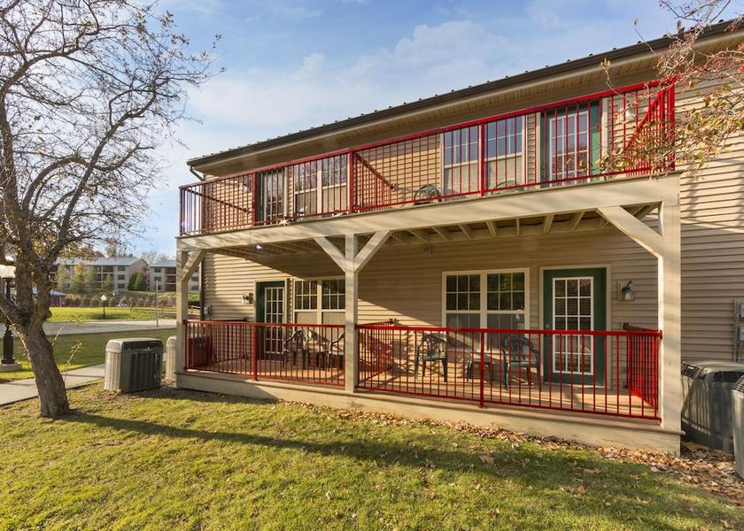 Massachusetts South Lee Exterior Detail