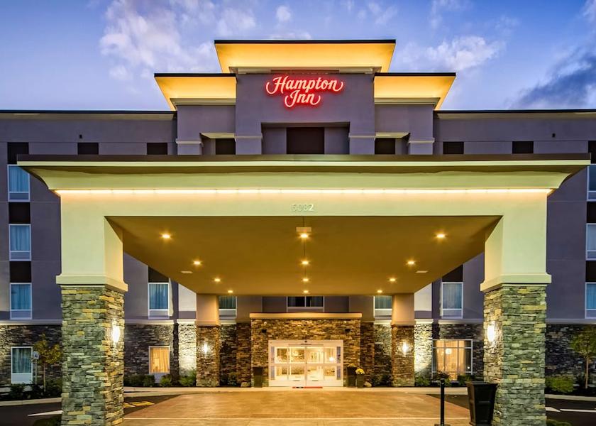 New York Lockport Exterior Detail