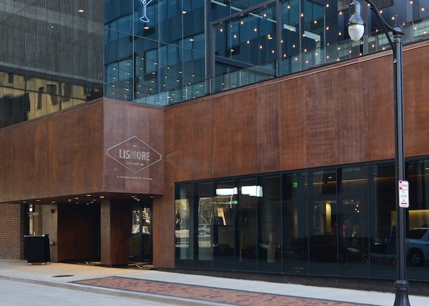 Wisconsin Eau Claire Facade