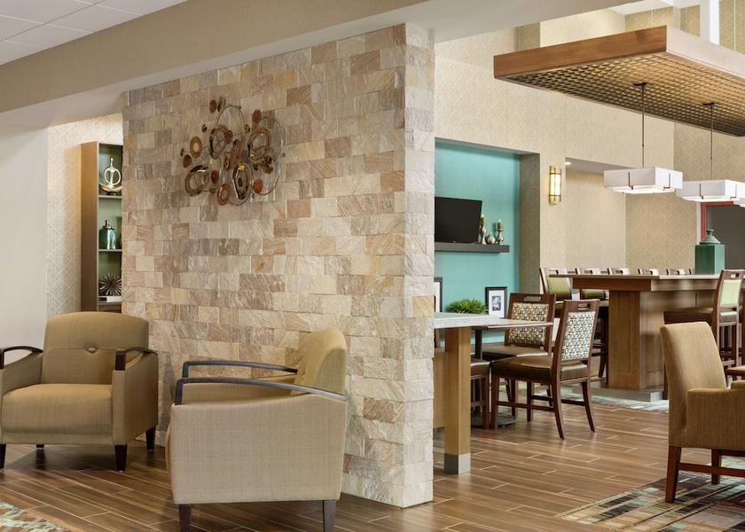 Illinois Minooka Lobby