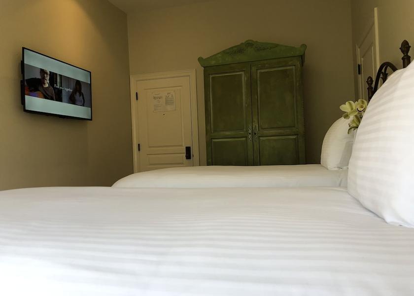 California Sausalito Room