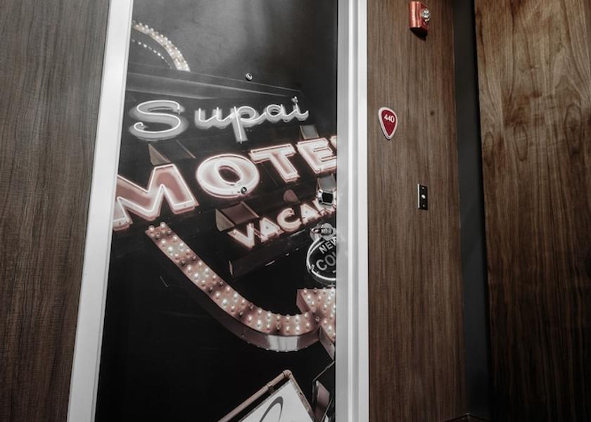 Iowa Sioux City Interior Entrance