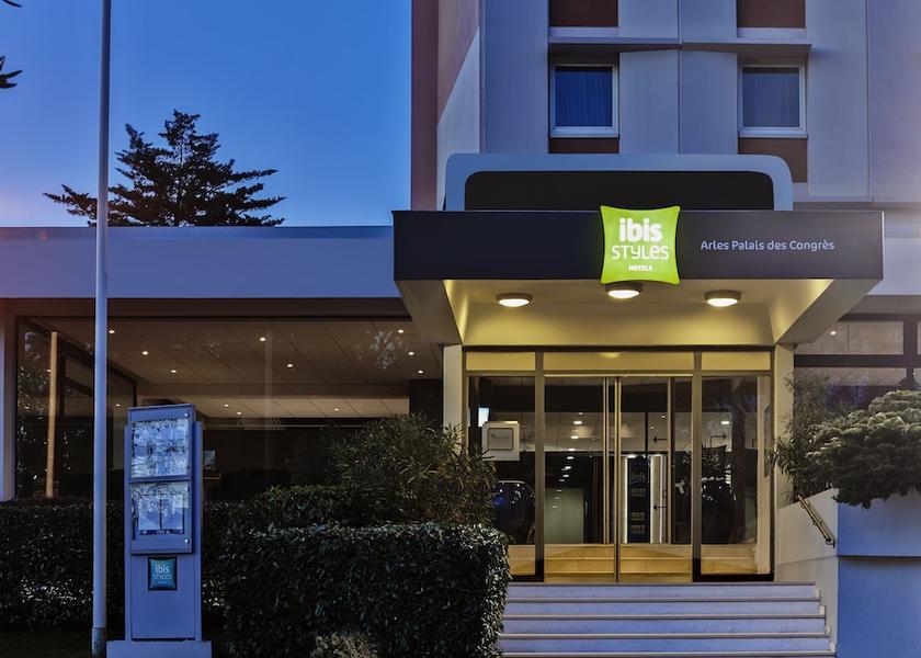 Provence - Alpes - Cote d'Azur Arles Entrance