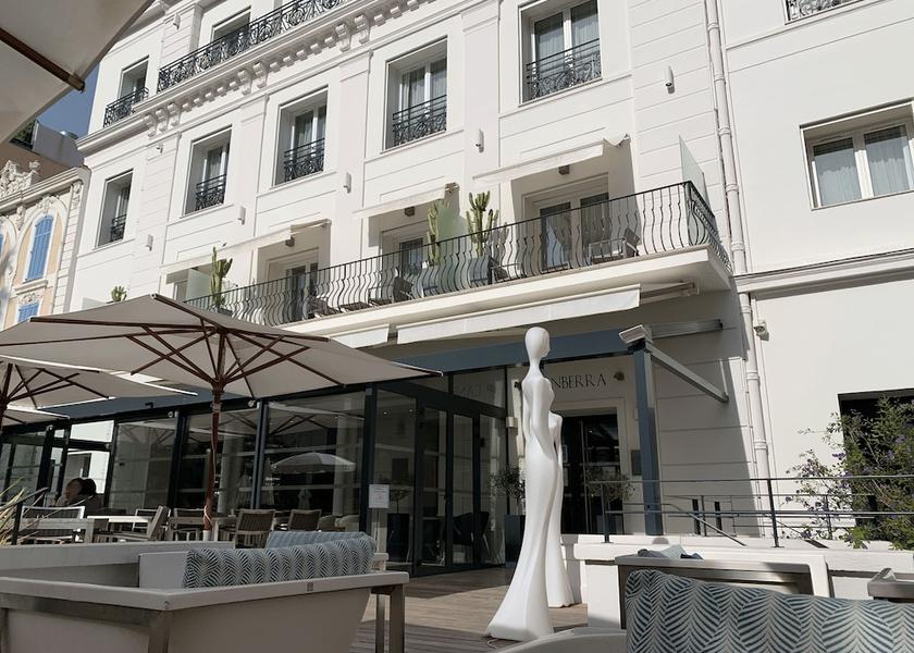 Provence - Alpes - Cote d'Azur Cannes Facade