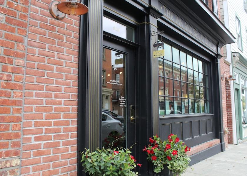 New York Beacon Property entrance