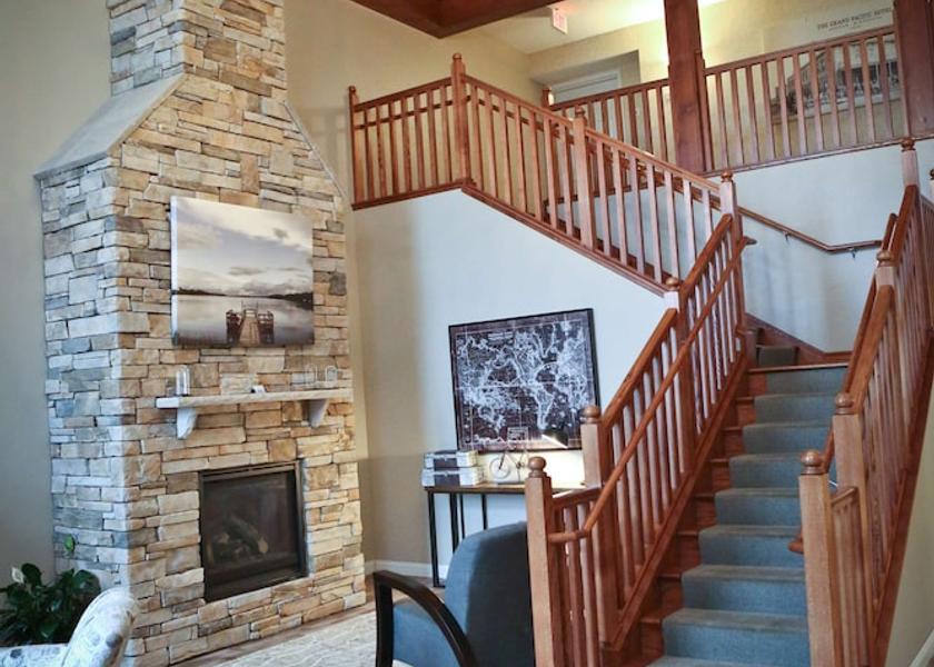 Minnesota Perham Lobby