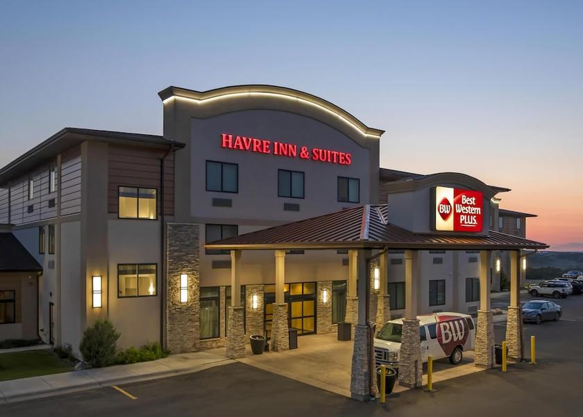 Montana Havre Exterior Detail
