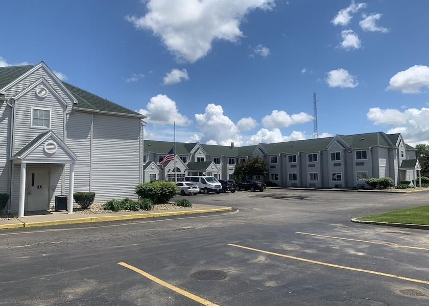 Ohio Boardman Facade