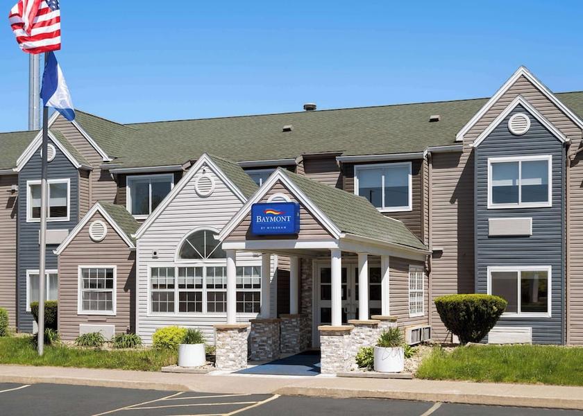 Ohio Boardman Exterior Detail