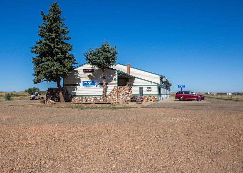 Montana Wibaux Exterior Detail