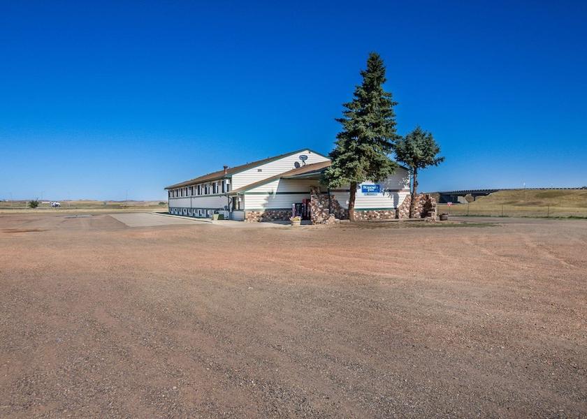 Montana Wibaux Exterior Detail